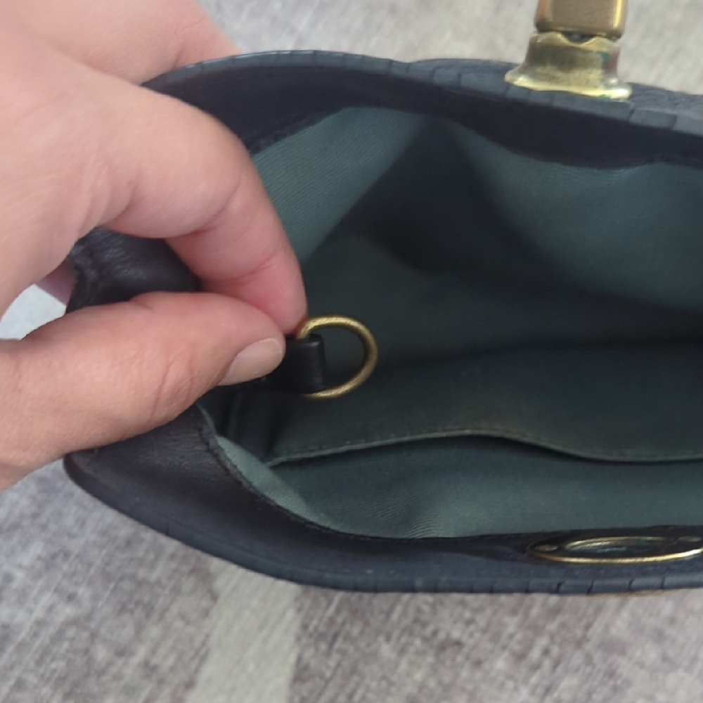Classic Hampton Coach Black Pebbled Leather Mini Bag - Picture 7 of 8
